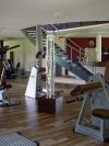 Fitnessstudio-mit-Wassersaeule.jpg